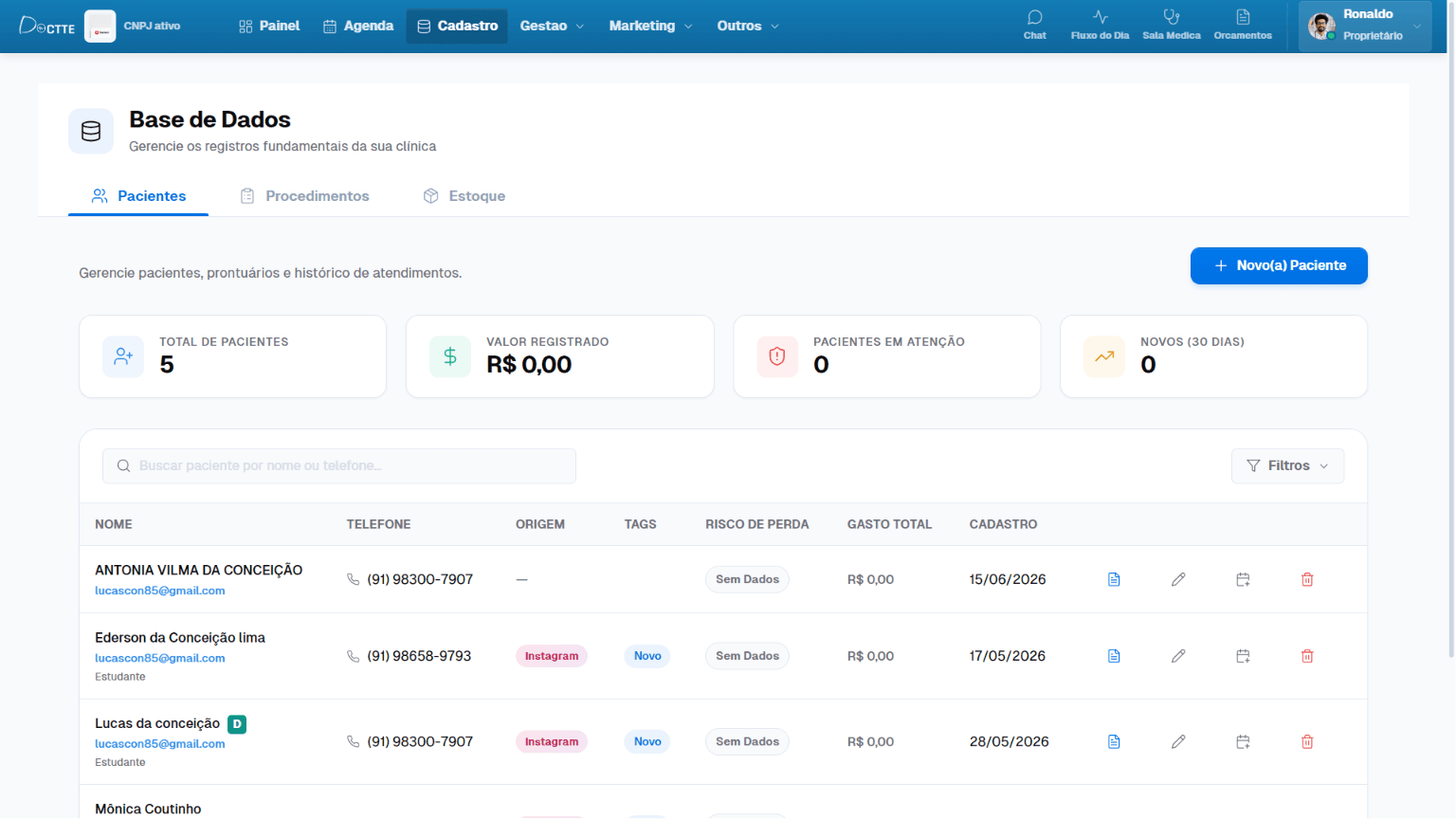 Cadastro de pacientes — Software médico Doctte Cadastro de pacientes no Doctte